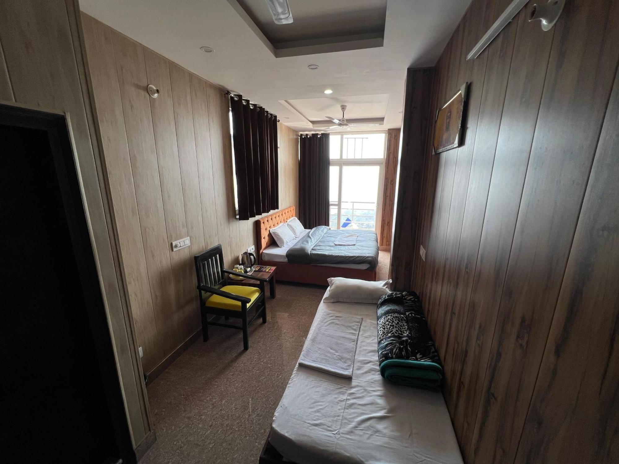 Hotel Mussoorie Gold Mary Bilik gambar